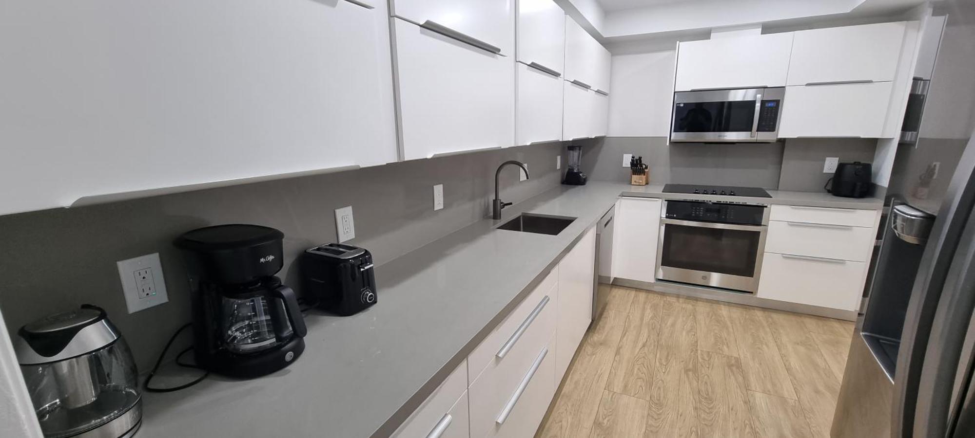 New Luxury Apartment 2Br 2Ba Direct Beach Access Hollywood Exterior photo