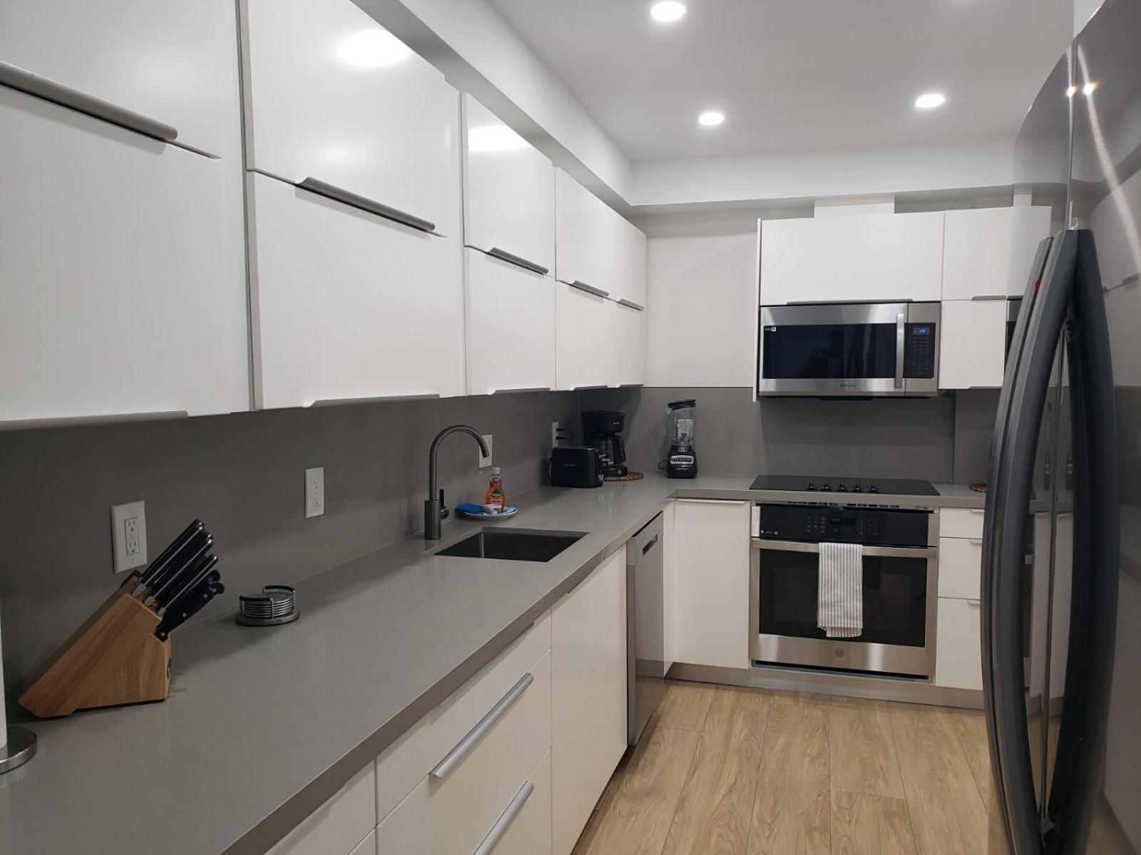 New Luxury Apartment 2Br 2Ba Direct Beach Access Hollywood Exterior photo